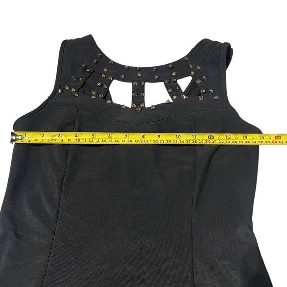 Charlotte Russe Wombs Black Dress W/ gold studs. Size large - Picture 11 of 15